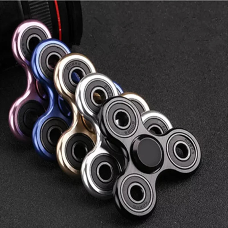 70Mm Triangle Finger Aluminum Alloy Metal Spinner No Box R188 Bearing Turn for 3-4 Minutes Child Toys Decompression Toy Spinner